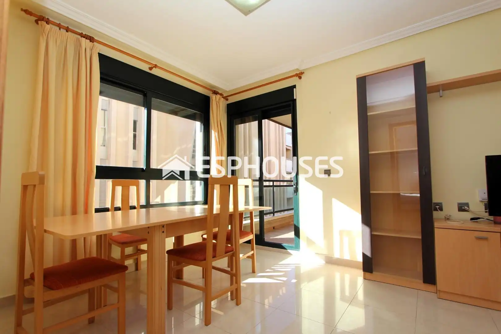 Exterior view of Apartments for sale in Guardamar del Segura  with Air Conditioner and Furnished