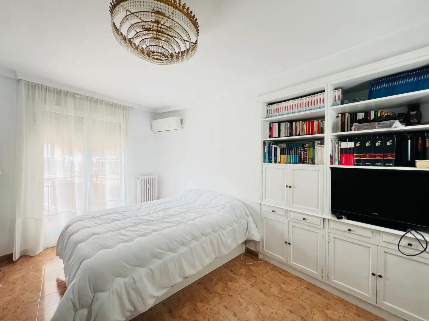 Schlafzimmer von Wohnung zum Verkauf in Zaragoza mit Klimaanlage, Möbliert und Balkon
