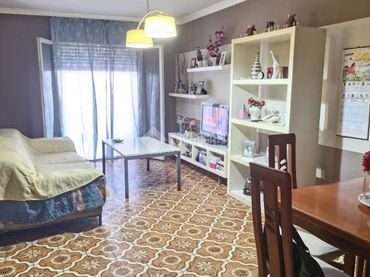 Appartamento con balcone in vendita a Calle Montblanc