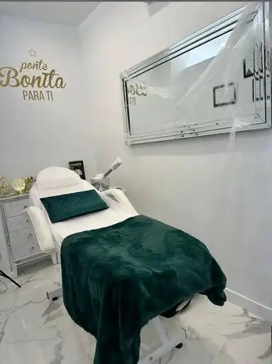 Habitación de Local de alquiler en Leganés con Aire acondicionado, Calefacción y Amueblado