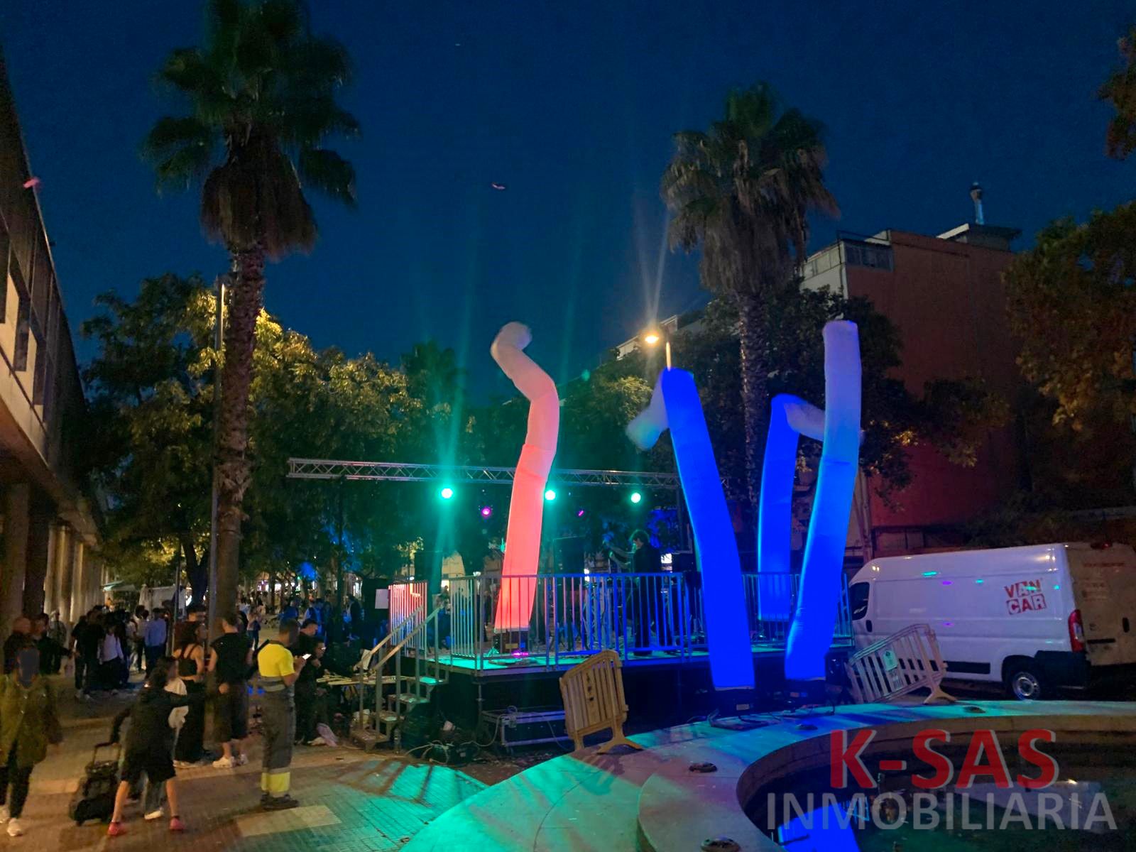 Vista exterior de Piso en venta en Esplugues de Llobregat con Aire acondicionado, Calefacción y Amueblado