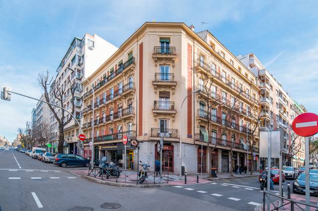 Piso en Venta en BRAVO MURILLO  en Trafalgar