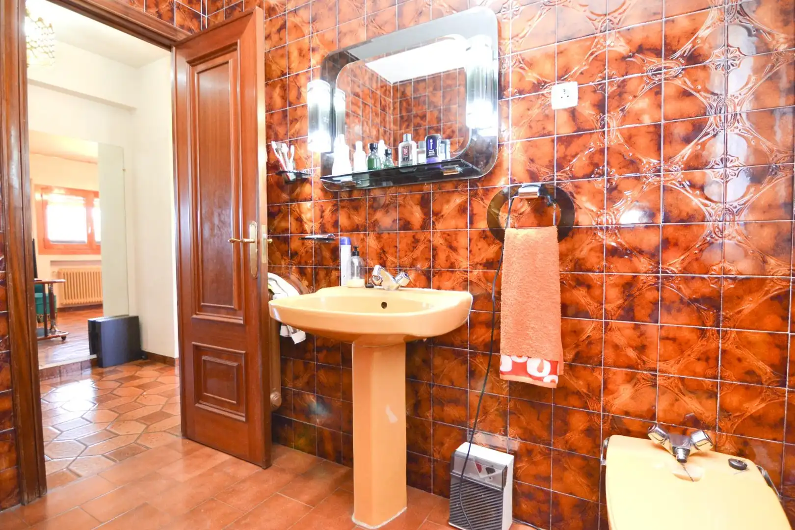 Bathroom of Houses for sale in El Escorial  with Heating, Private garden and Terrace