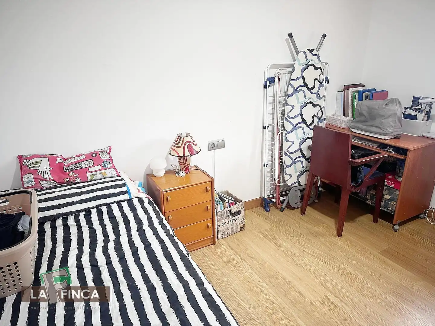 Habitación de Casa o chalet en venta en Siero con Calefacción, Terraza y Trastero