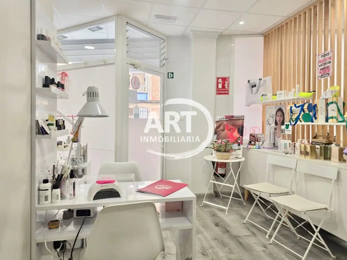 Commercial properties for sale in Bétera  with Air Conditioner