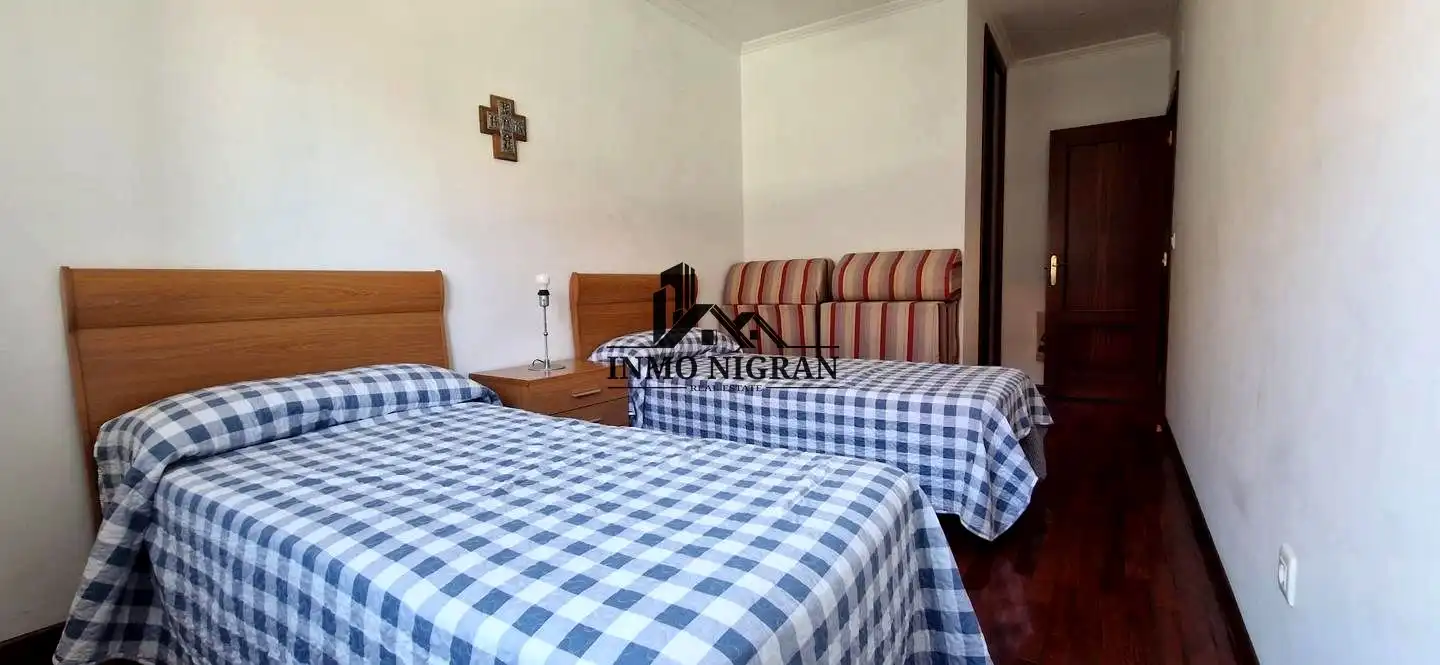 Schlafzimmer von Wohnung zur Miete in Nigrán mit Terrasse und Möbliert