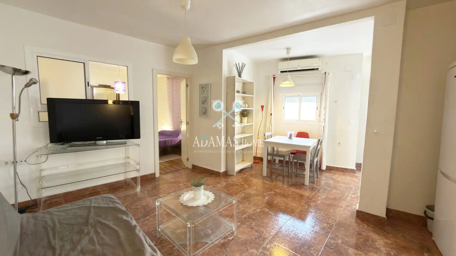 Exterior view of Apartments for sale in Sevilla  with Air Conditioner, Heating and Furnished