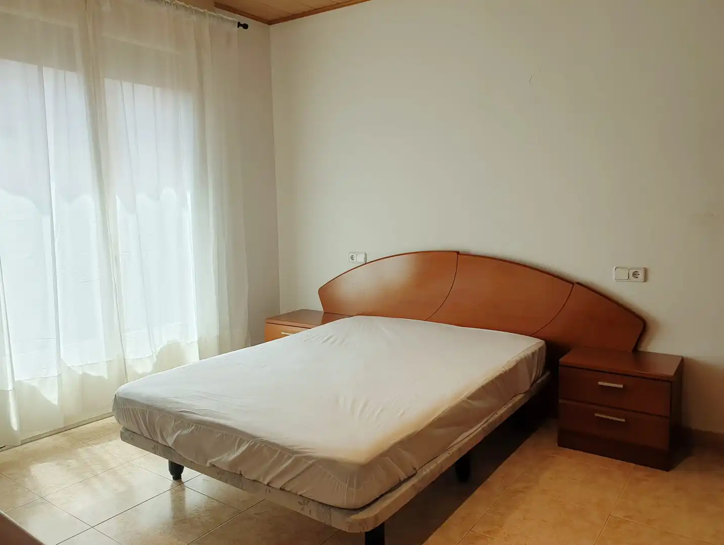 Schlafzimmer von Wohnung zum Verkauf in La Seu d'Urgell mit Heizung, Ofen und Balkon