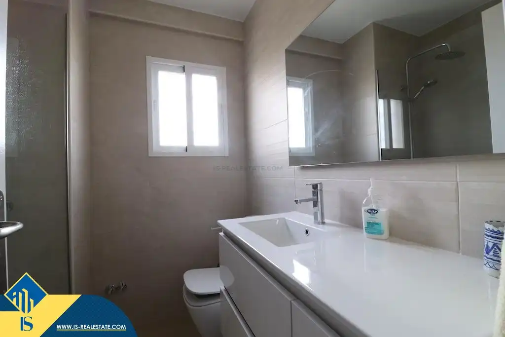 Bathroom of Flat for rent in Orihuela  with Terrace, Furnished and Oven