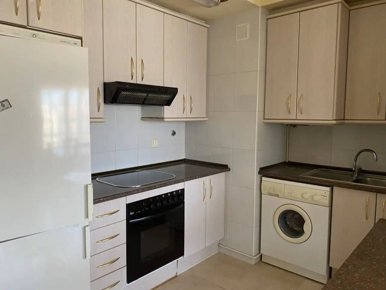 Kitchen of Flat for rent in Alcañiz  with Heating, Furnished and Balcony