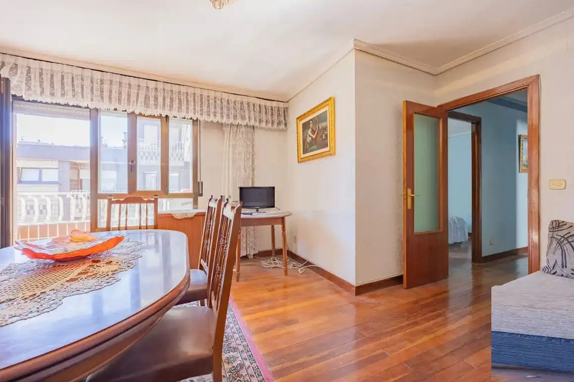 Dining room of Flat for sale in Bilbao   with Heating and Balcony