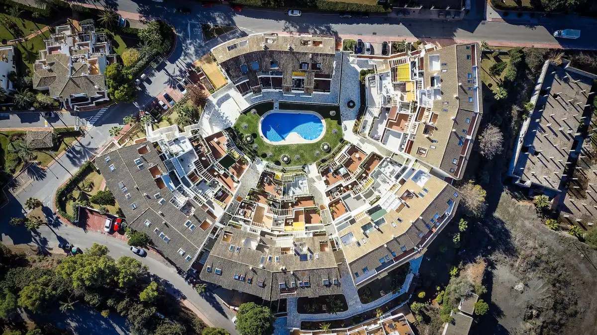 Apartment mit Pool zum Verkauf in Nueva Andalucía, imagen 2