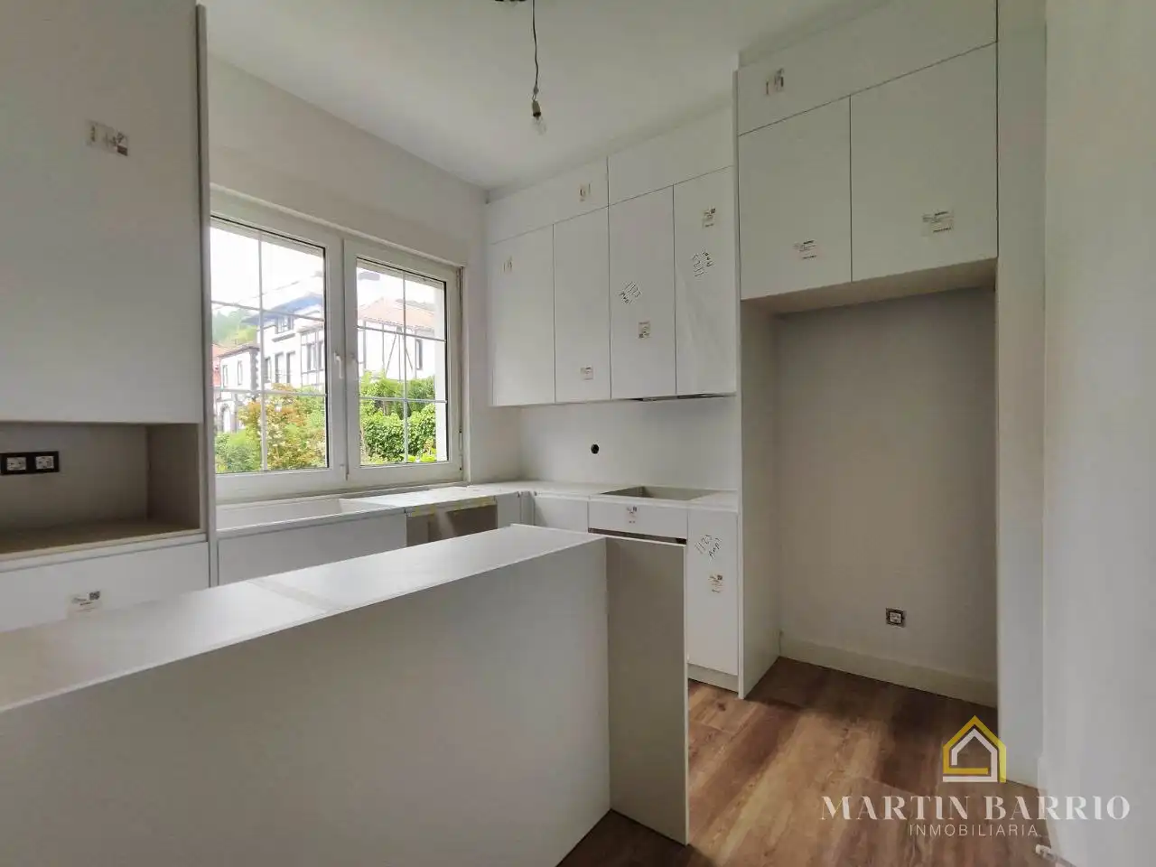 Cocina de Casa o chalet en venta en Bilbao  con Aire acondicionado, Calefacción y Jardín privado