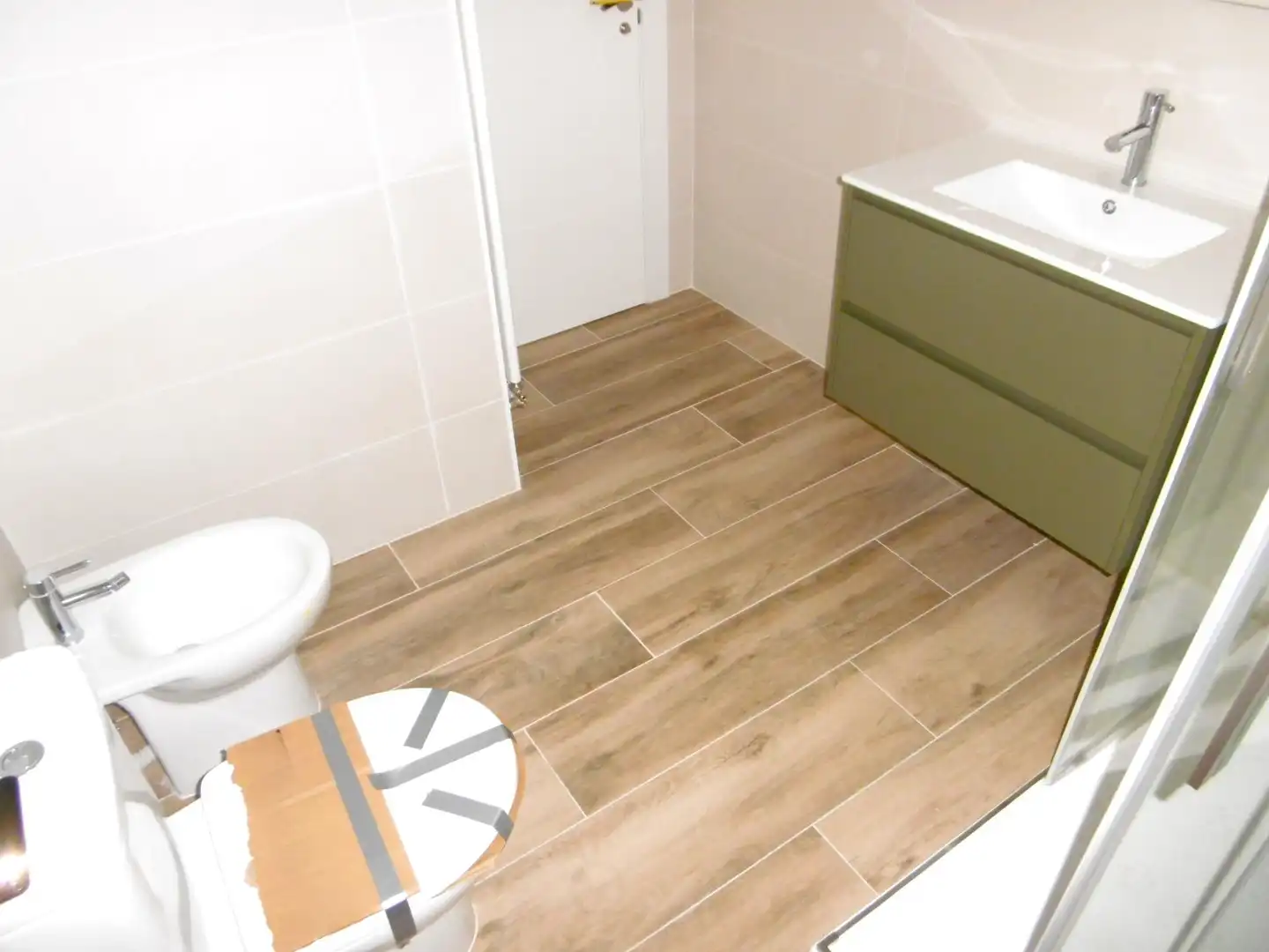 Badezimmer von Erdgeschoss zum Verkauf in Valladolid mit Klimaanlage und Heizung
