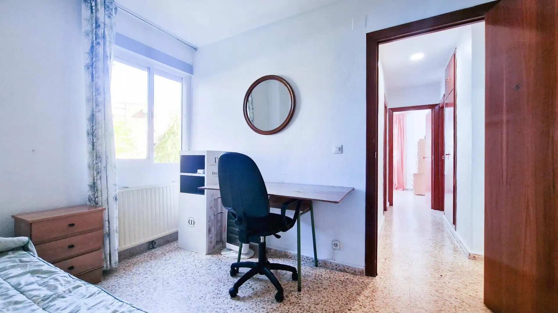 Schlafzimmer von Wohnung zur Miete in Badajoz mit Privatgarten, Möbliert und Balkon