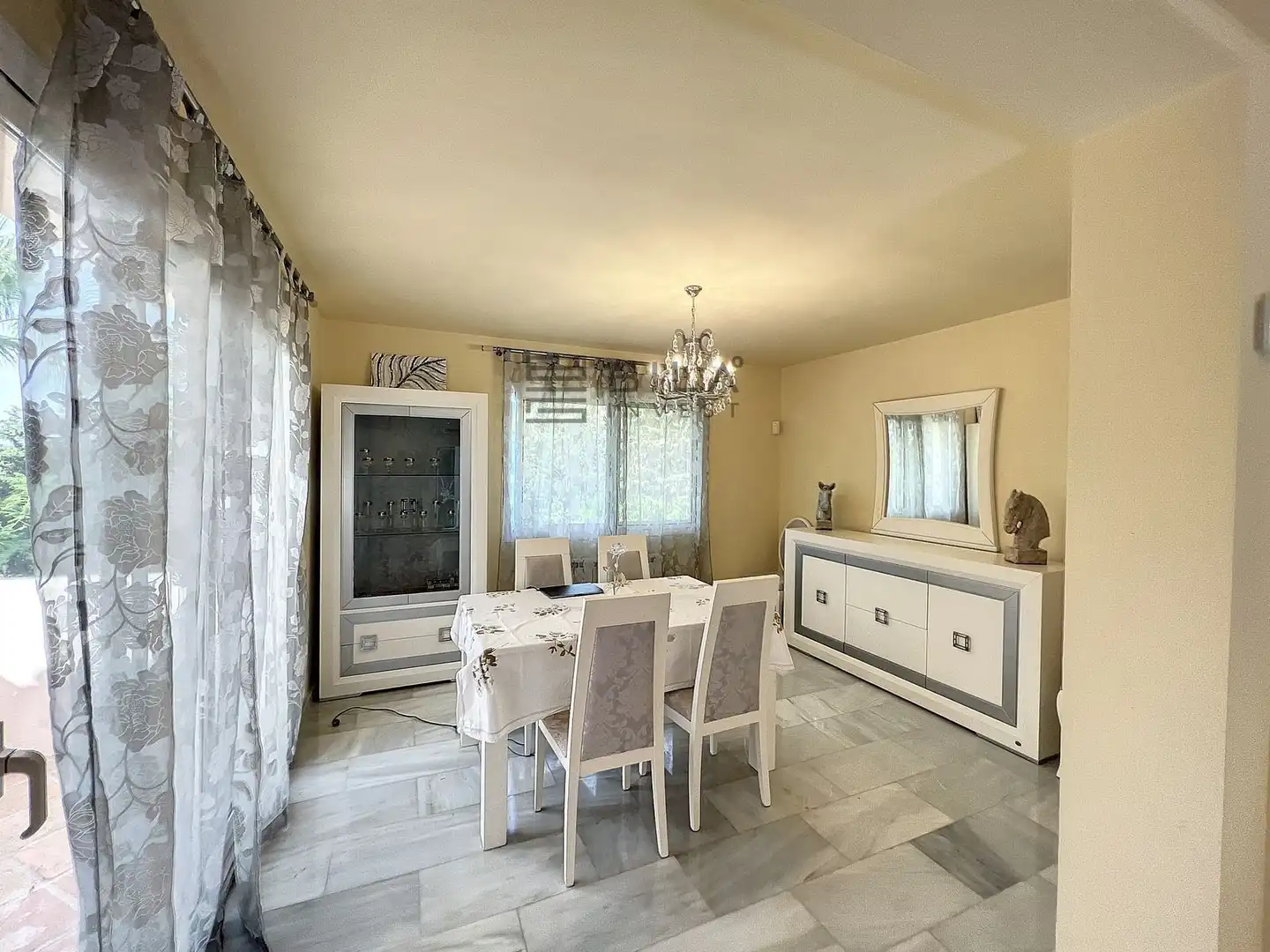 Chalet con piscina en venta en Las Lomas de Mijas, imagen 7