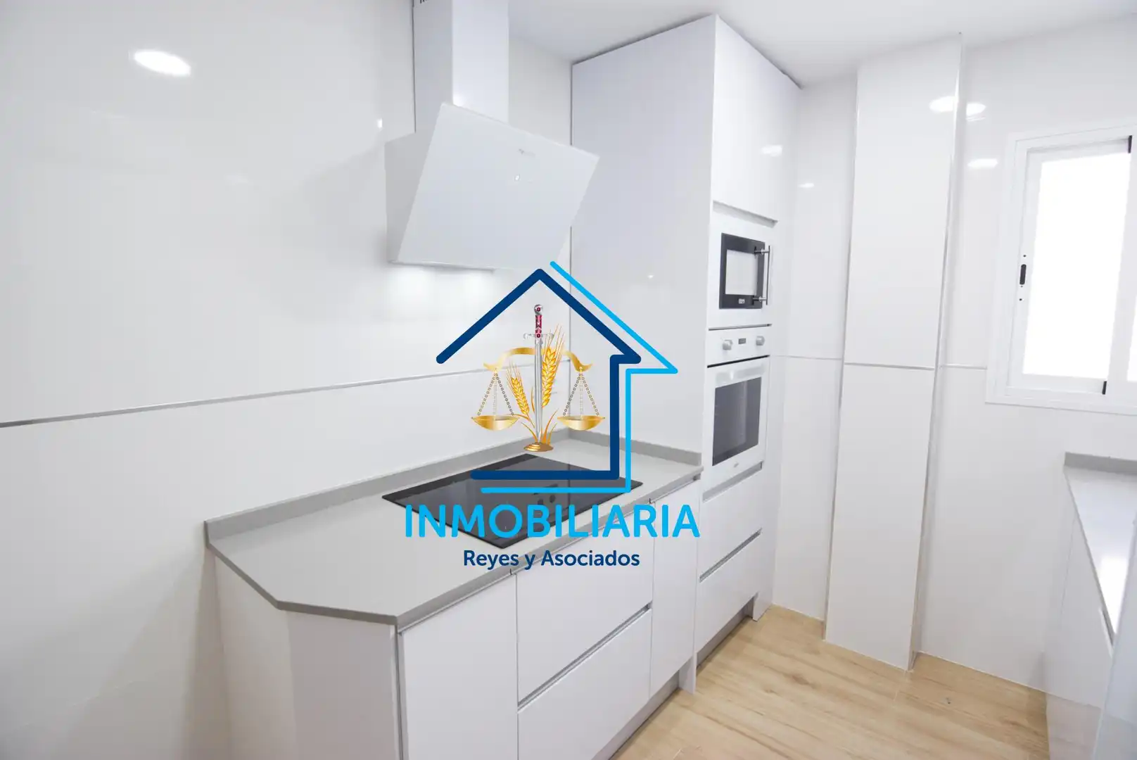 Kitchen of Flat for sale in Córdoba  with Air Conditioner and Heating