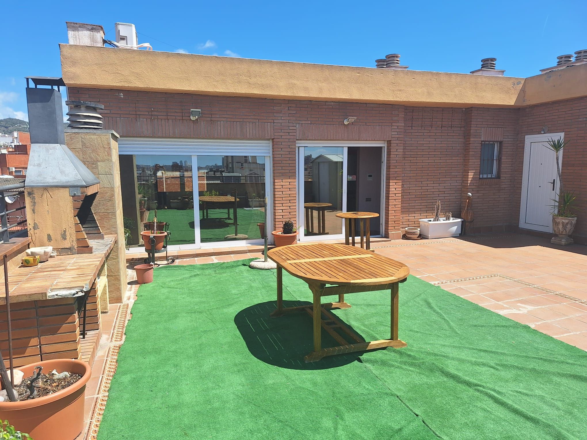 Terrace of Duplex for sale in Santa Coloma de Gramenet  with Heating, Terrace and Storage room
