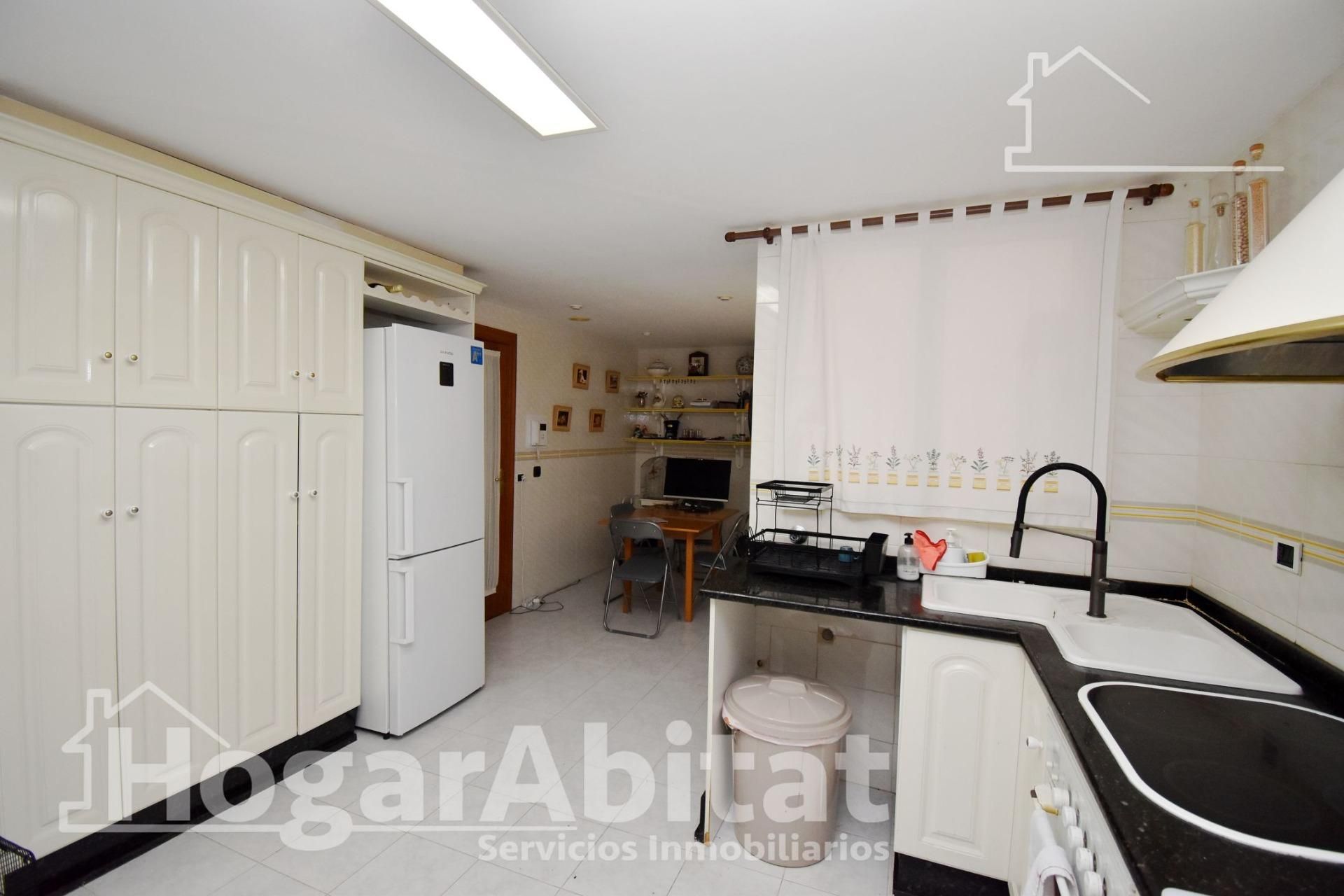 Kitchen of Flat for sale in Burriana / Borriana  with Heating, Parquet flooring and Terrace