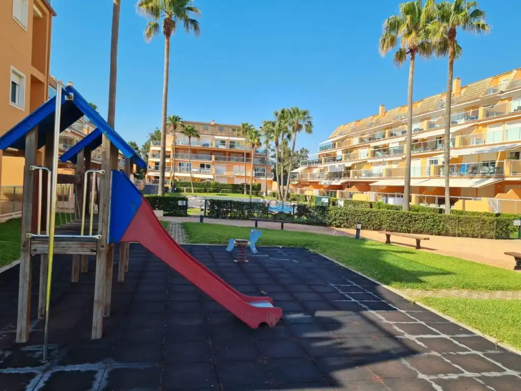 Apartament amb ascensor en venda a Carrer Llac Baikal, imagen 15
