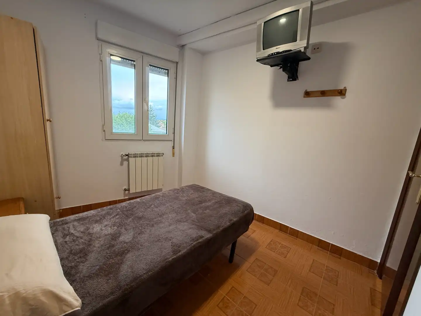 Dormitori de Edifici en venda en Siero amb Alarma