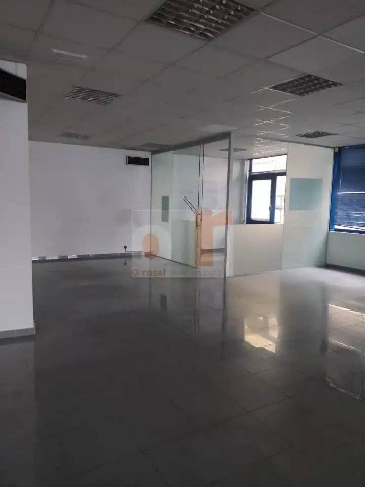 Business premises to rent in Coiro, imagen 8