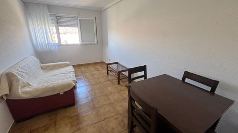 Foto 5 de Piso de alquiler en Truchas, Cuatro Vientos, Ponferrada