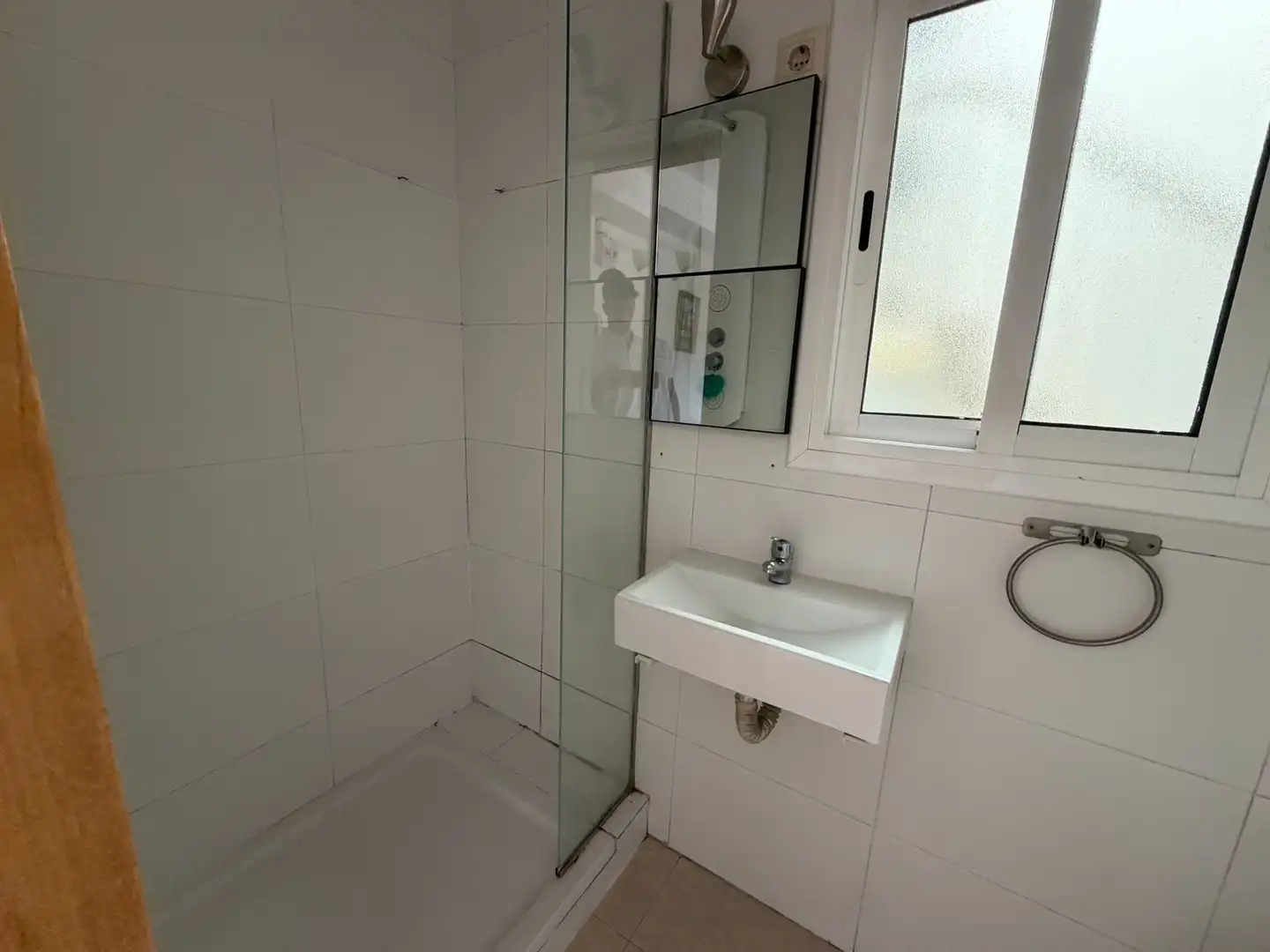 Bathroom of Flat for sale in Salou  with Air Conditioner, Heating and Parquet flooring