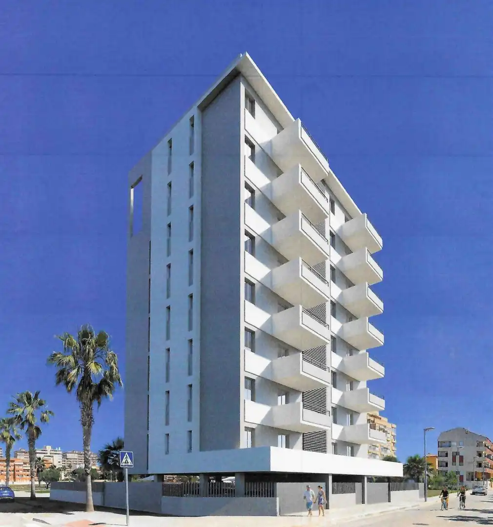 Vista exterior de Apartamento en venta en Tavernes de la Valldigna con Terraza, Balcón y Piscina comunitaria