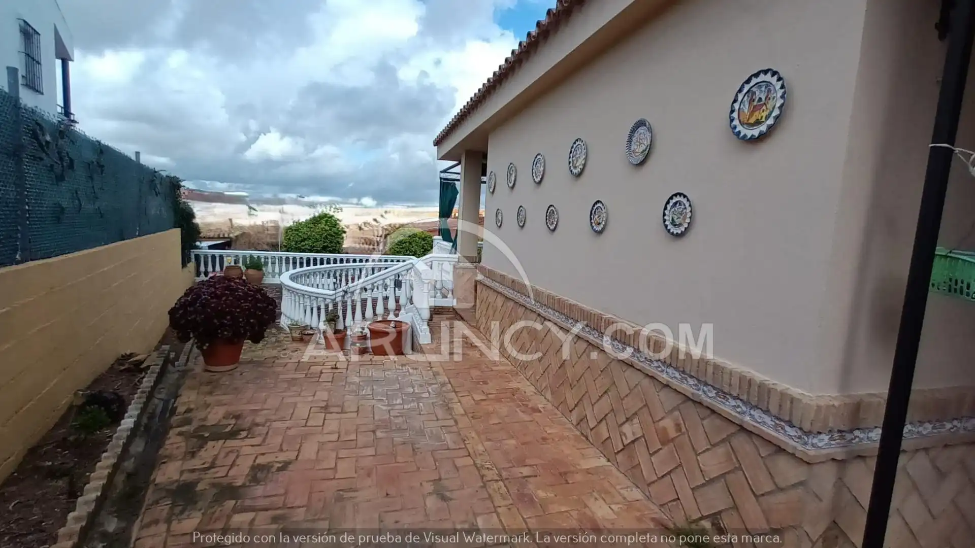 Terrassa de Casa o xalet en venda en Alcalá de Guadaira amb Aire condicionat, Calefacció i Jardí privat