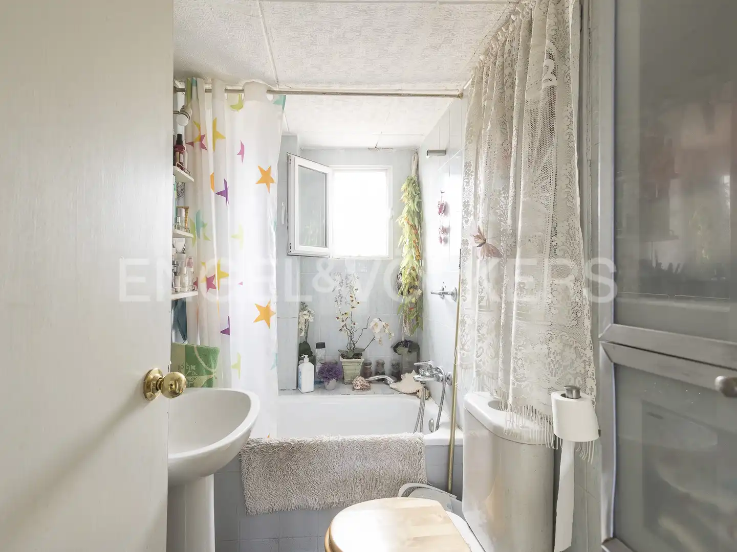 Baño de Casa o chalet en venta en Barcelona con Aire acondicionado, Calefacción y Jardín privado