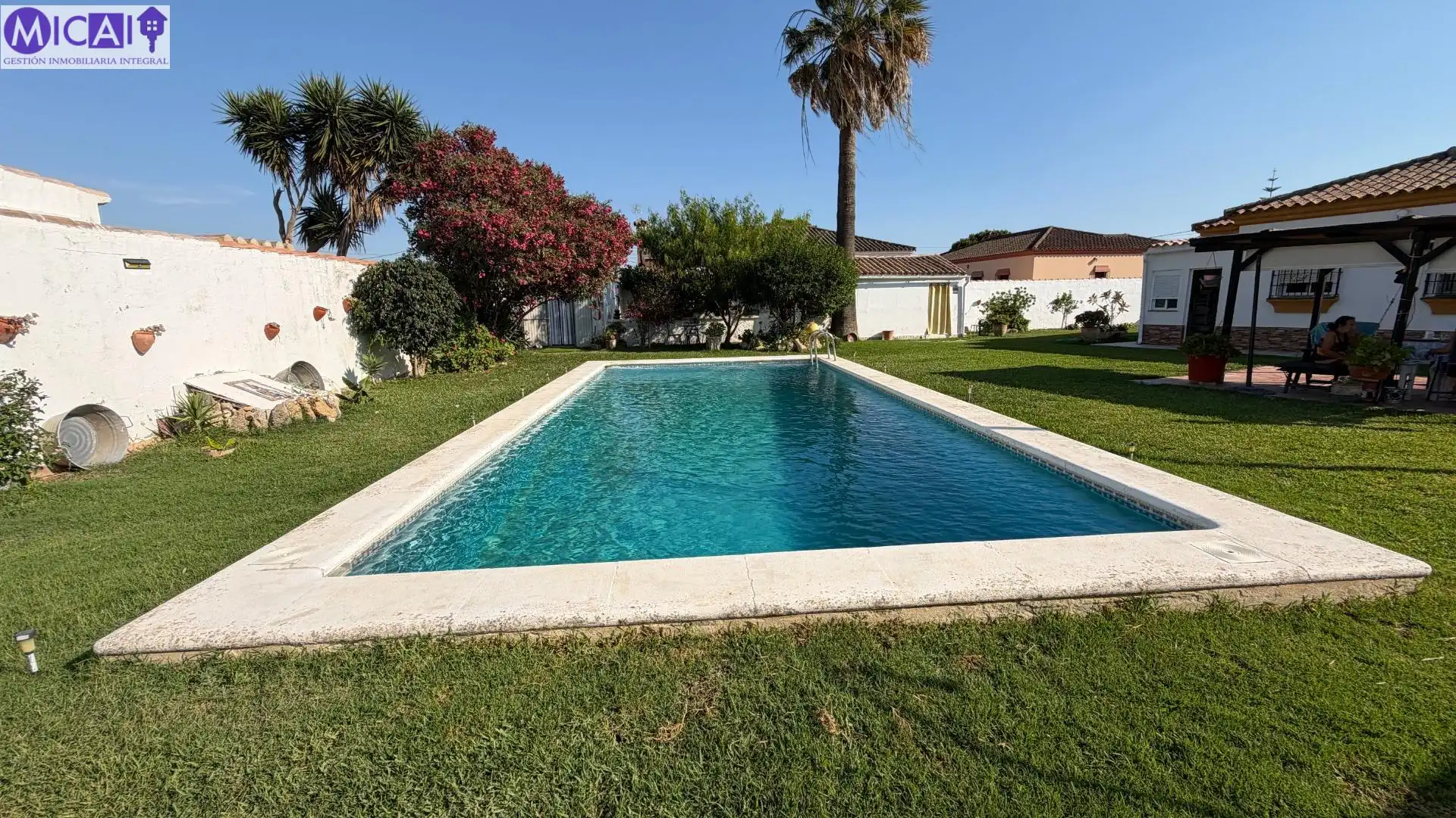 Piscina de Casa o xalet en venda en Chiclana de la Frontera amb Jardí privat, Traster i Piscina
