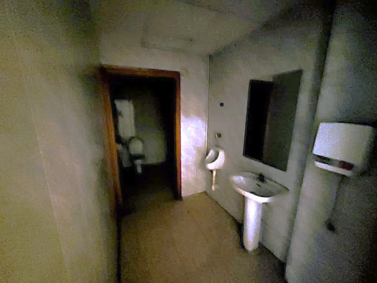 Badezimmer von Geschaftsraum zum Verkauf in Benetússer