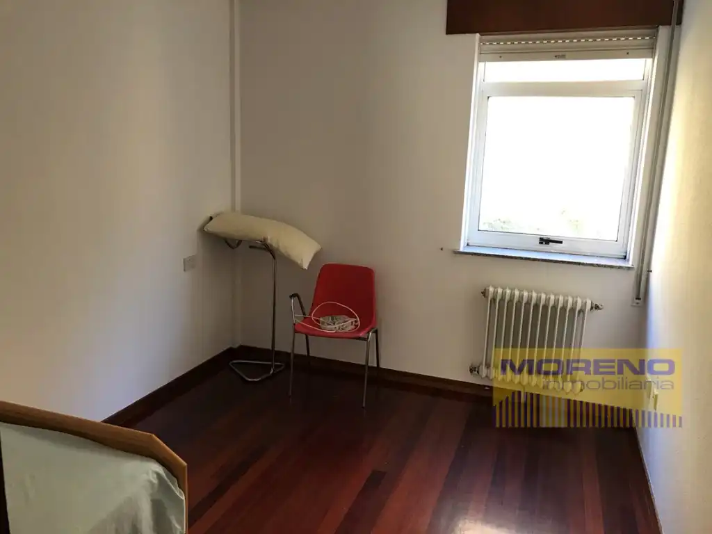 Pis en venda a Samos