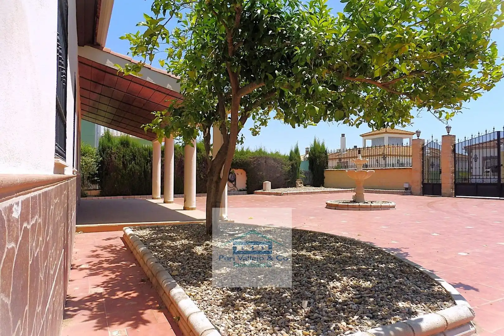 Villa mit Pool zum Verkauf in La Carlota, imagen 19