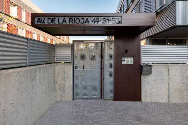 Garaje en Alquiler en N/A, 49 en Villanueva de la Cañada ciudad