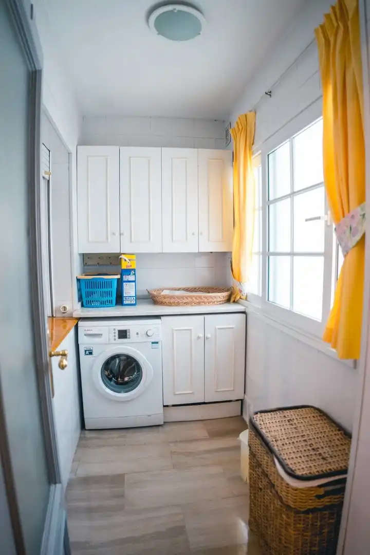 Küche von Maisonette zum Verkauf in Fuengirola mit Klimaanlage, Terrasse und Schwimmbad