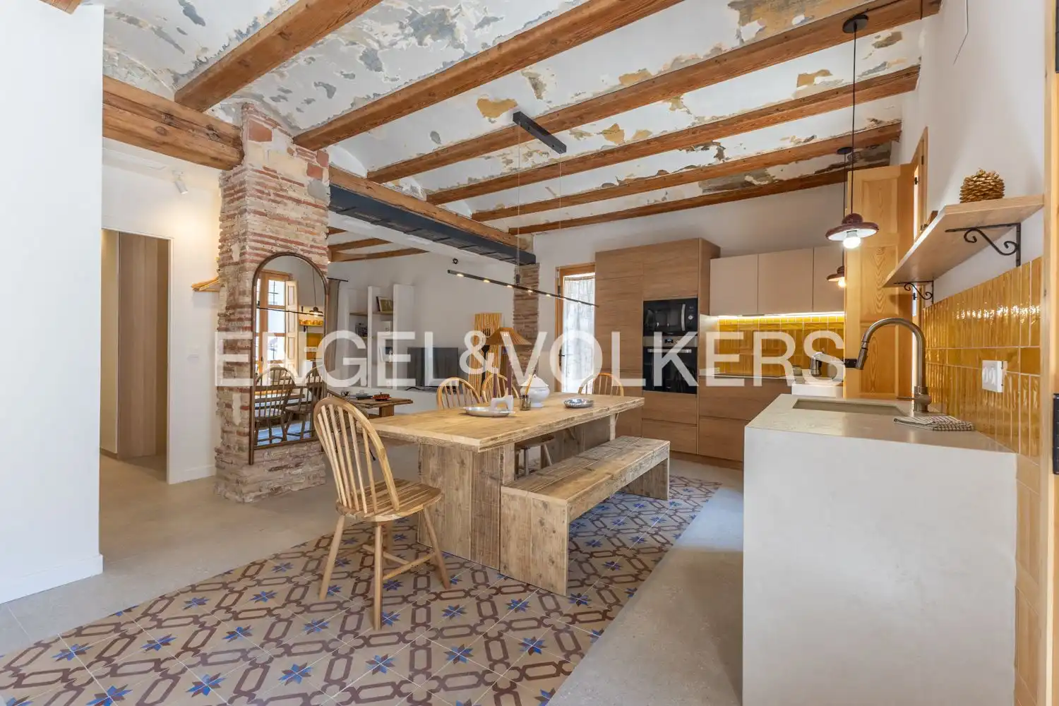 Cuina de Pis de lloguer en Valencia amb Aire condicionat, Calefacció i Terrassa