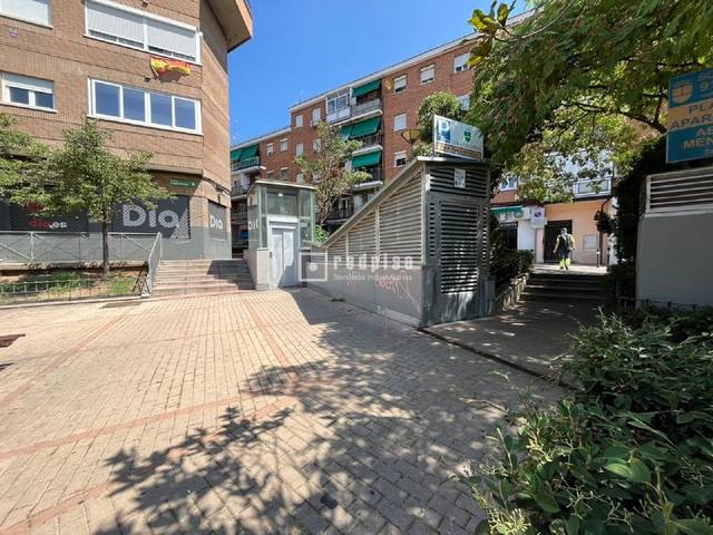 Garaje en Venta en PABLO PICASSO  en Centro