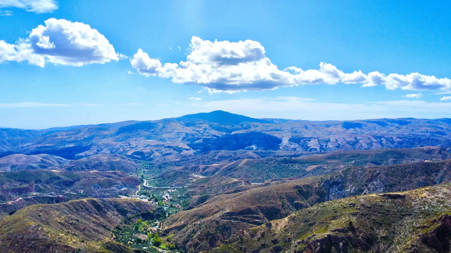 Vista exterior de Terreno en venta en Alpujarra de la Sierra