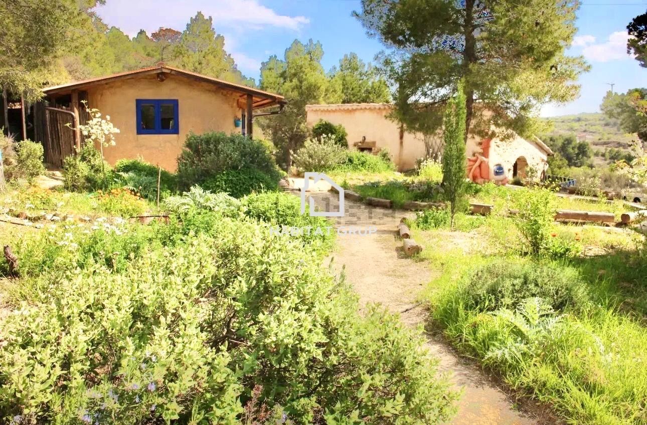 House or chalet for sale in Gandesa  with Private garden