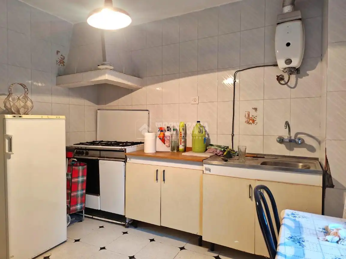 Cuina de Casa adosada en venda en Los Guájares amb Terrassa