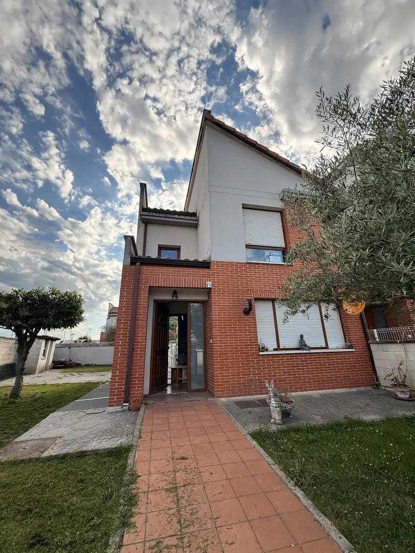 Exterior view of Houses for sale in Polanco  with Terrace and Balcony