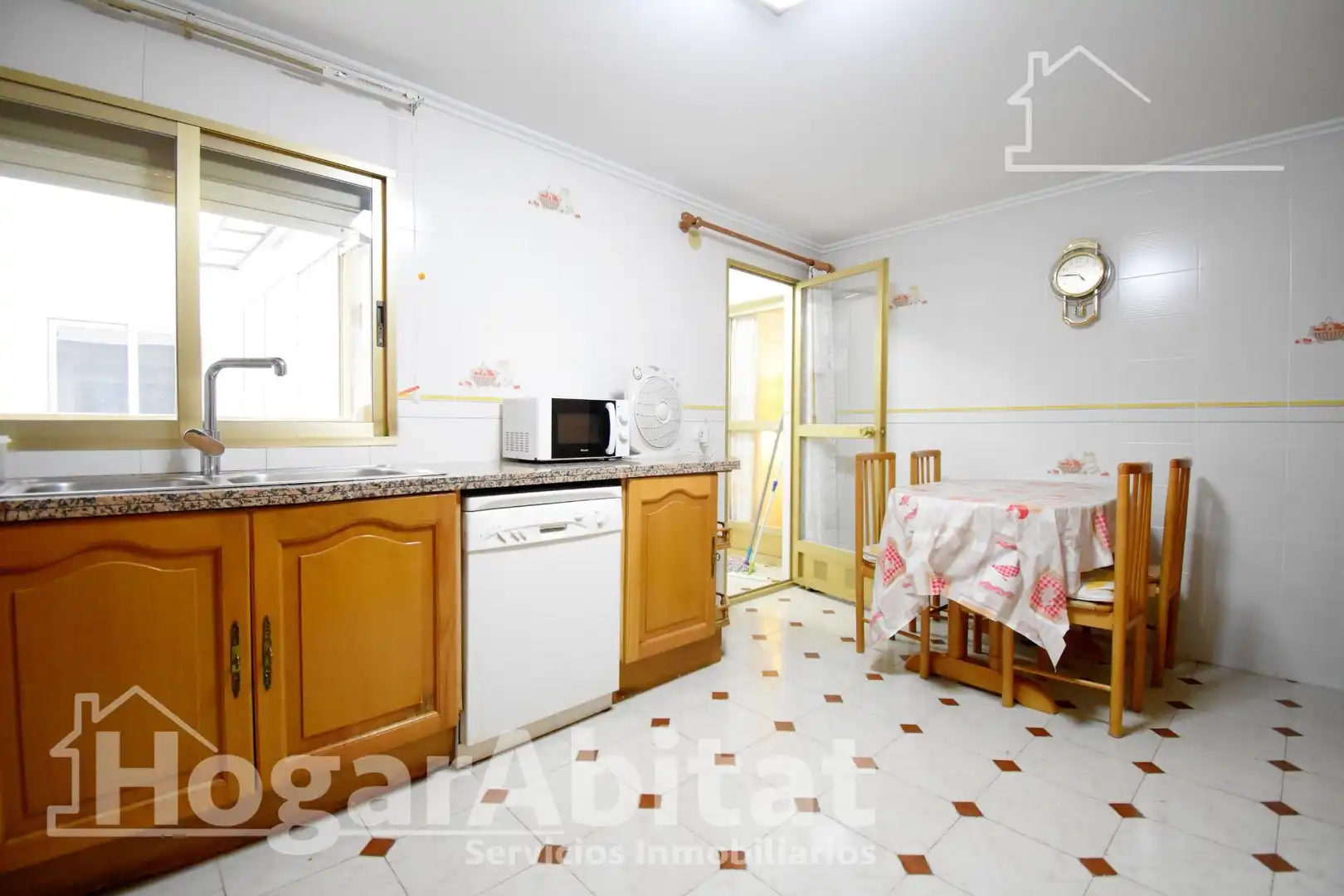 Flat with terrace for sale in Paseo GERMANIES, imagen 10