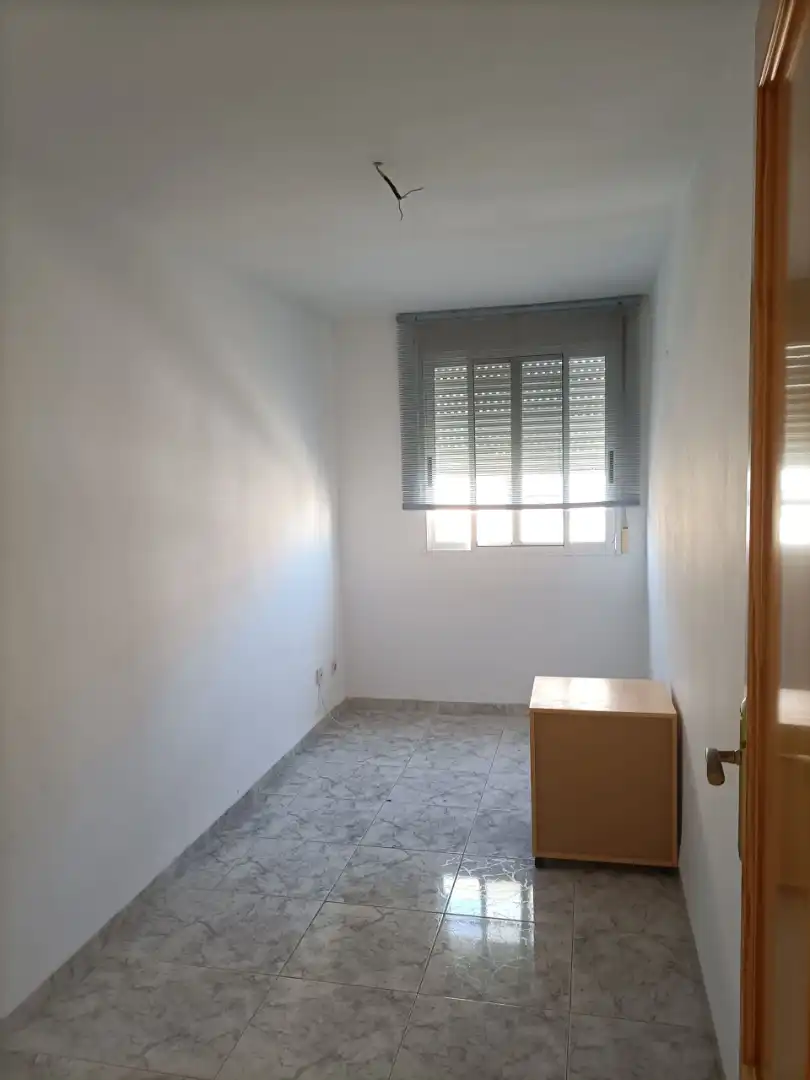 Schlafzimmer von Wohnung zum Verkauf in Segorbe mit Heizung, Ofen und Mikrowelle