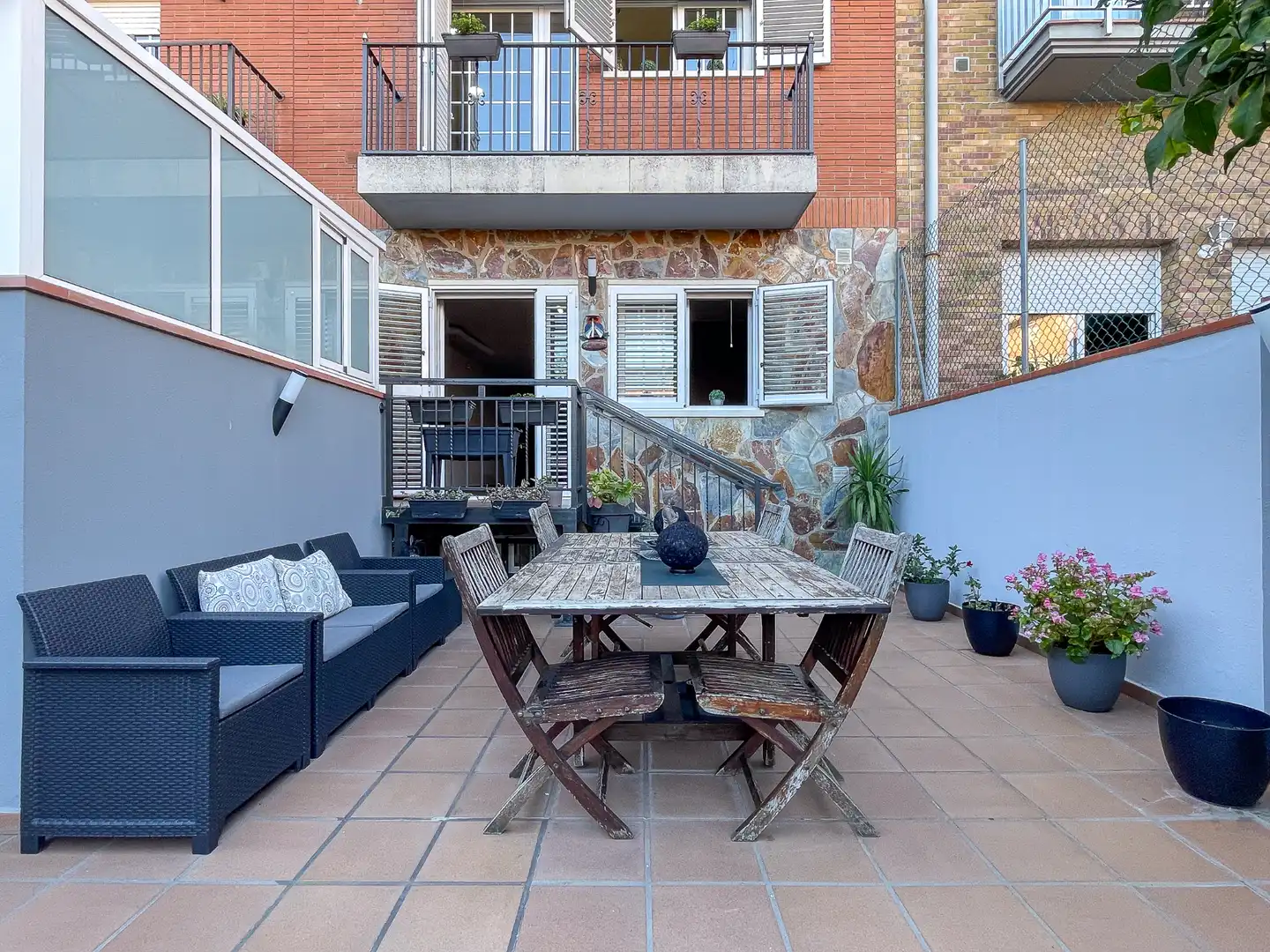 Terraza de Casa adosada en venta en Mataró con Aire acondicionado, Calefacción y Jardín privado