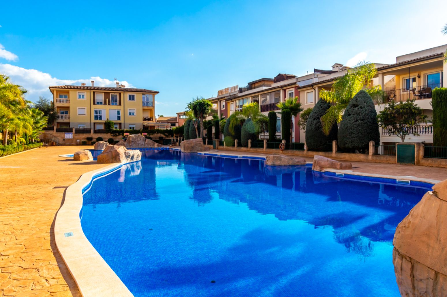 Swimming pool of Flat for sale in Marratxí  with Air Conditioner, Heating and Parquet flooring