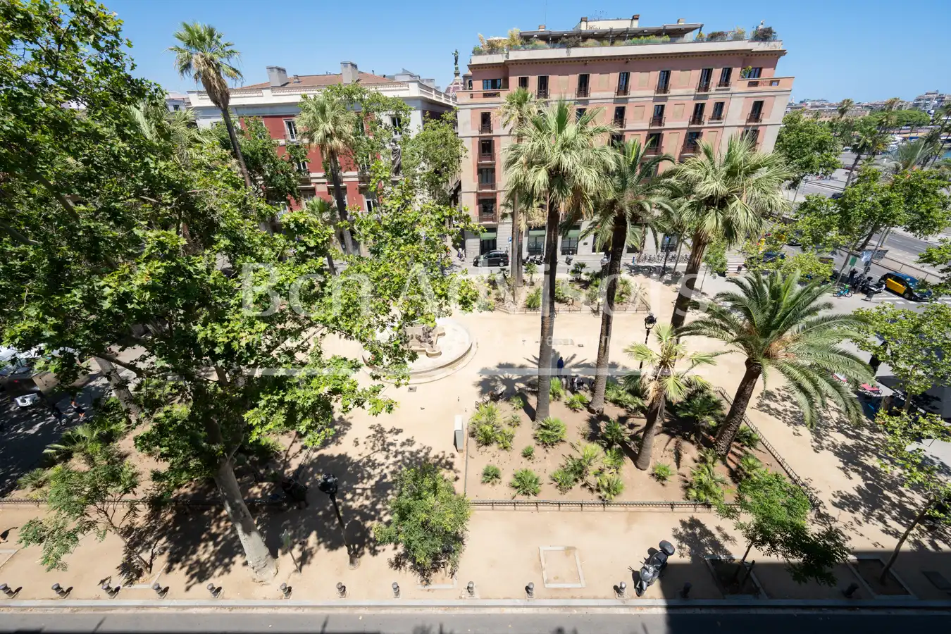 Appartamento con terrazza in vendita a Plaça del Duc de Medinaceli, imagen 7