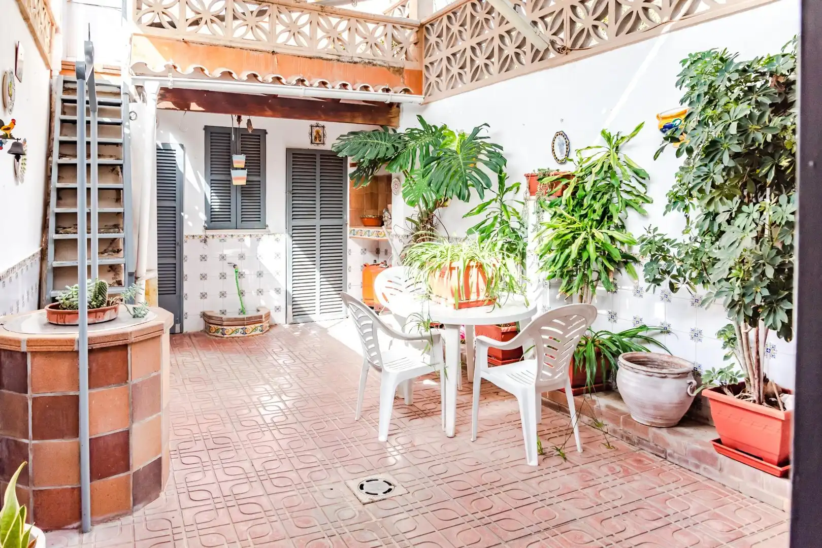 Casa adosada en venda a Els Hostalets