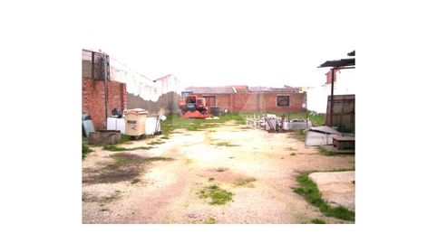 Foto 3 von Fabrik Grundstücke zum Verkauf in Calle Océano Ártico, Nuevo Cáceres, Cáceres Capital